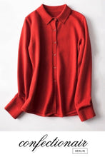 Laden Sie das Bild in den Galerie-Viewer, 10% Kaschmir Polokragen Strickjacke Cardigan - Confectionair Berlin