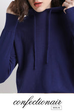 Laden Sie das Bild in den Galerie-Viewer, 10% Kaschmir Hoodie Kapuzenpullover - Confectionair Berlin