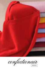 Laden Sie das Bild in den Galerie-Viewer, 35% Kaschmir Pullover schwarz Wolle Damen - Confectionair Berlin