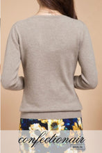 Laden Sie das Bild in den Galerie-Viewer, 35% Kaschmir Pullover beige Damen - Confectionair Berlin