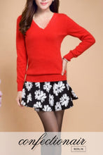 Laden Sie das Bild in den Galerie-Viewer, 35% Kaschmir Pullover rot Wolle Damen - Confectionair Berlin