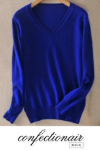 Laden Sie das Bild in den Galerie-Viewer, 35% Kaschmir Pullover schwarz Wolle Damen - Confectionair Berlin