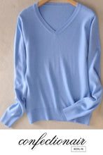 Laden Sie das Bild in den Galerie-Viewer, 35% Kaschmir Pullover schwarz Wolle Damen - Confectionair Berlin