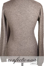 Laden Sie das Bild in den Galerie-Viewer, 100% Kaschmir Pullover Liscio "Made in Italy" V-Neck Glattkragen Damen Cashmere