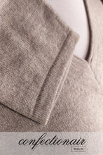 Laden Sie das Bild in den Galerie-Viewer, 100% Kaschmir Pullover Tallone "Made in Italy" V-Neck Zierkragen Damen Cashmere