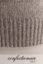 Laden Sie das Bild in den Galerie-Viewer, 100% Kaschmir Pullover Herren grau +Farben "Made in Italy" - Confectionair Berlin