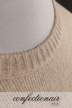 Laden Sie das Bild in den Galerie-Viewer, 100% Kaschmir Pullover Damen braun "Made in Italy" Cashmere - Confectionair Berlin