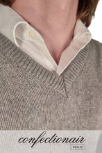 Laden Sie das Bild in den Galerie-Viewer, 100% Kaschmir Pullover Herren grau +Farben "Made in Italy" - Confectionair Berlin
