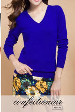Laden Sie das Bild in den Galerie-Viewer, 35% Kaschmir Pullover blau Wolle Damen - Confectionair Berlin
